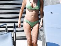 Demi Moore Tits Slip And Bikini Photos