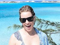 Elizabeth Banks Paparazzi Bikini And Panties Upskirt Pics