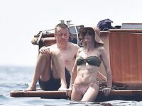 Gillian Anderson Nude Pussy And Nipples Photos