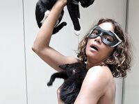 Halle Berry Topless, Upskirt And Bikini Photos