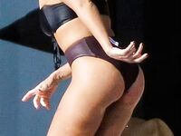 Jessica Alba Parazzi Bikini And Sexy Beach Photos