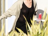 Lindsay Lohan Shows Off Her Tits Without Bra