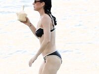 Katy Perry Sexy Bikini Beach Pics