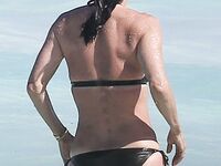 Courteney Cox Nip Slip And Tight Bikini Photos