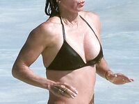 Courteney Cox Nip Slip And Tight Bikini Photos