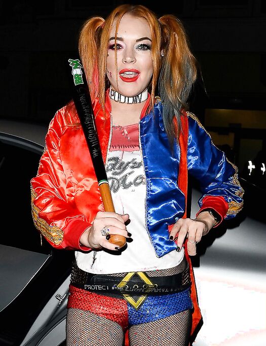 Lindsay Lohan Looks Hot In Harley Quinn's Outfit