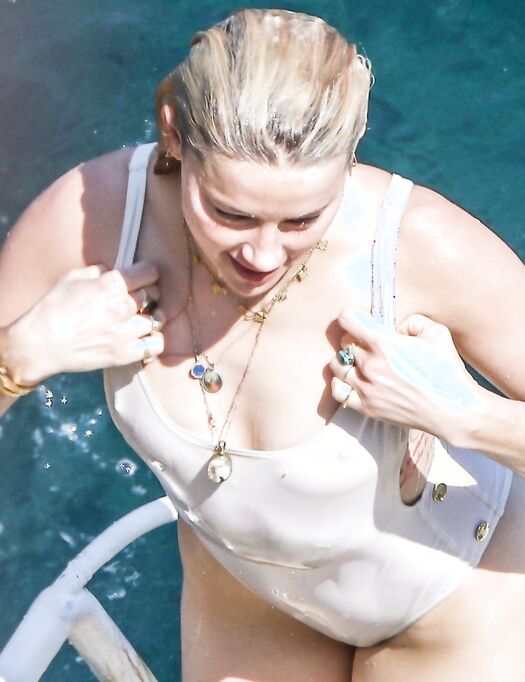 Amber Heard Wet Swimsuit And Bare Tits Photos